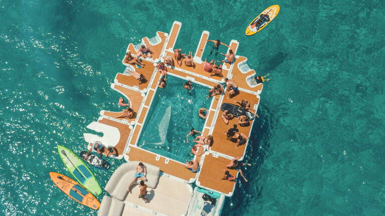 YachtBeach Platform 6.16 Premium Teak official YachtBeach media 6