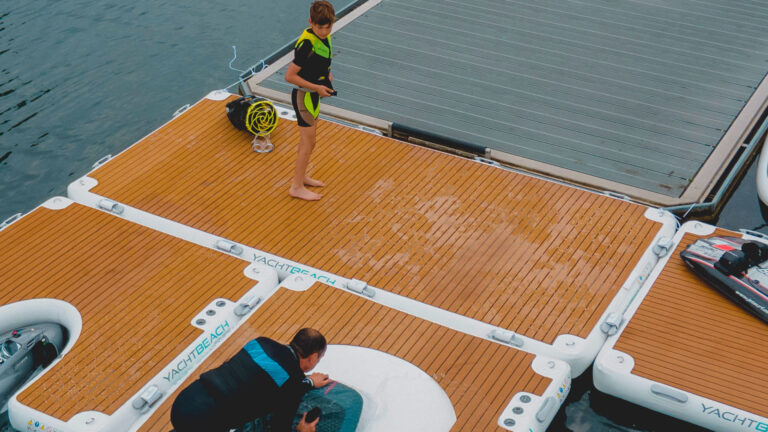 YachtBeach Platform 4.10 Premium Teak official YachtBeach media 4