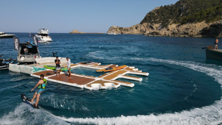 YachtBeach Platform 3.08 Premium Teak official YachtBeach media 4