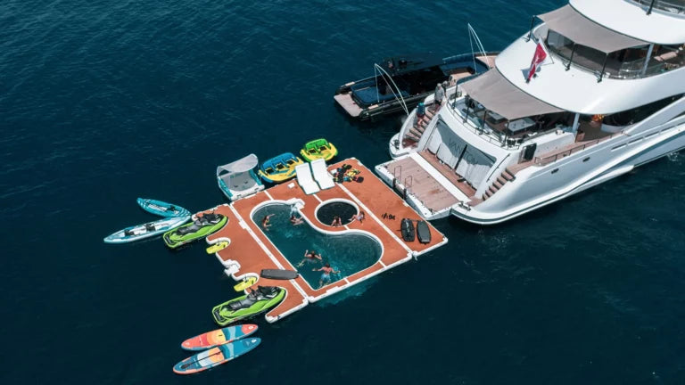 YachtBeach Toy Dock 8.20 official YachtBeach media 4