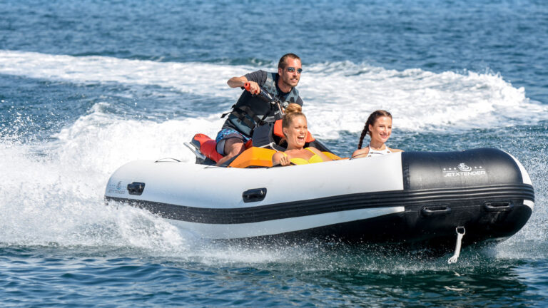 YachtBeach JetXtender 380