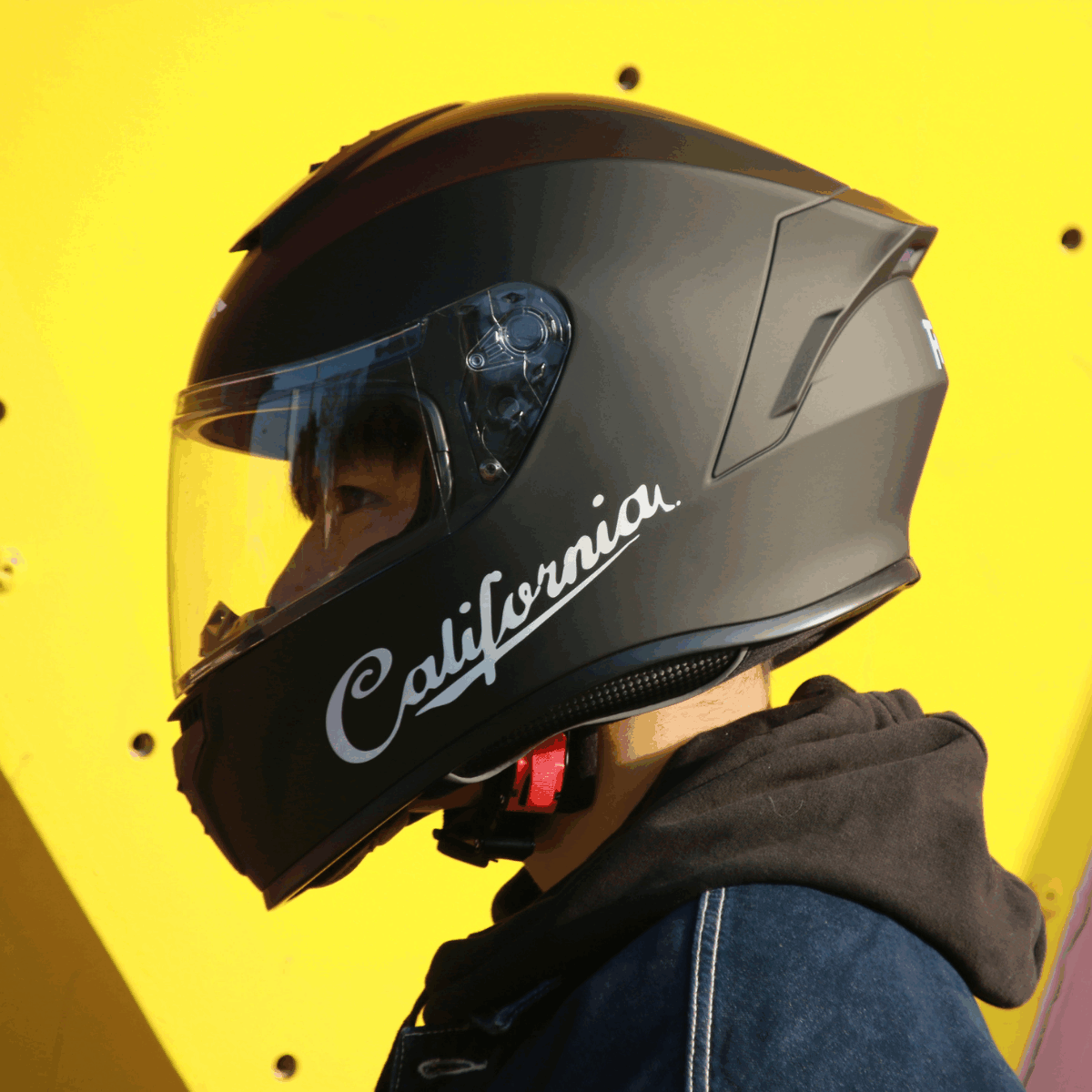 Freego Custom AeroFlow Full-Face Helmet – DOT Certified
